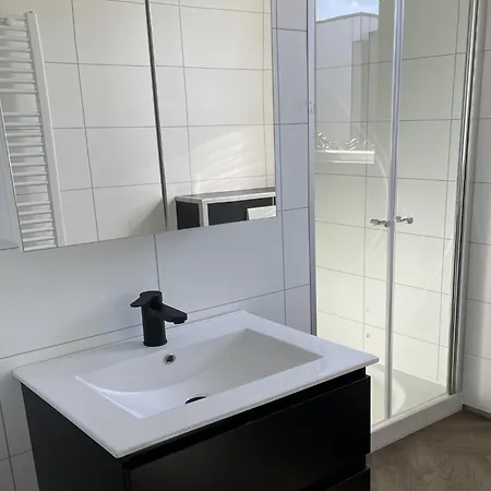 Modern With A Dishwasher In Lathum, Cleaning Included Chalet Lathum